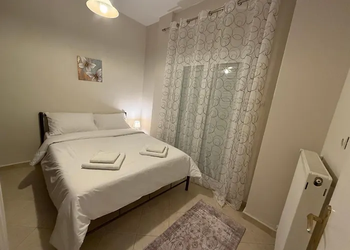 Daire Ourania's Kastoria Mavrokhorion